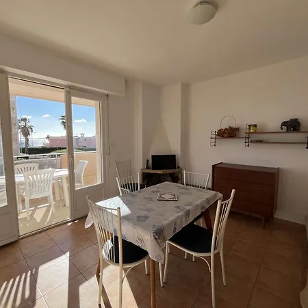Familial T3 Au Lavandou Avec Parking, 4 Pers., Proche - Fr-1-308-204 Apartment *
