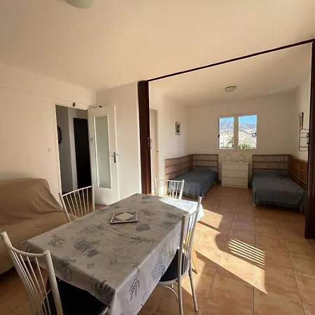 Familial T3 Au Lavandou Avec Parking, 4 Pers., Proche - Fr-1-308-204 Apartment